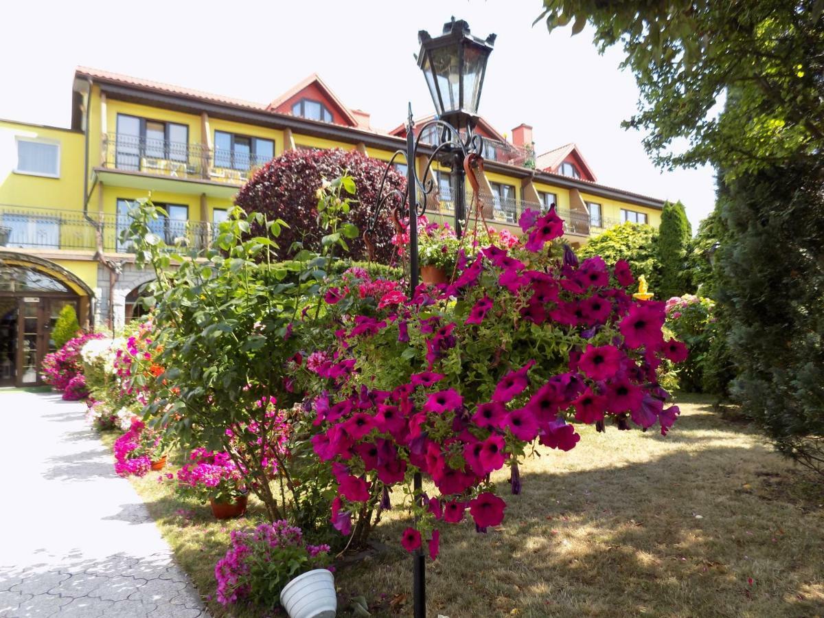 Pensjonat Angela Łeba Exterior foto